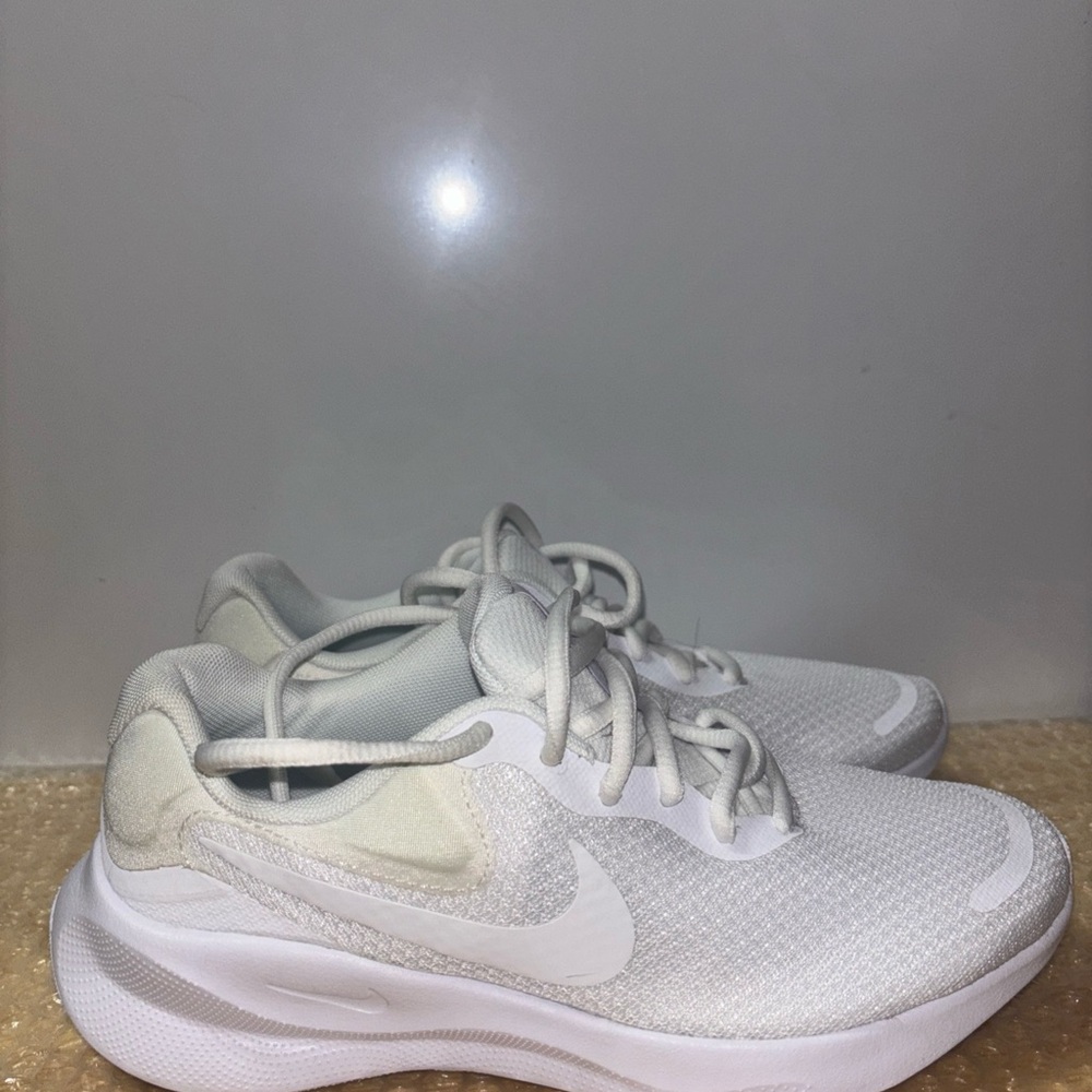 Nike  Revolution 7 women White Running Shoes size 8